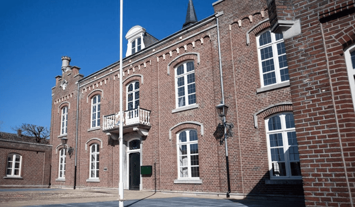 Huis | 96m² | Schoolstraat | €1075,-