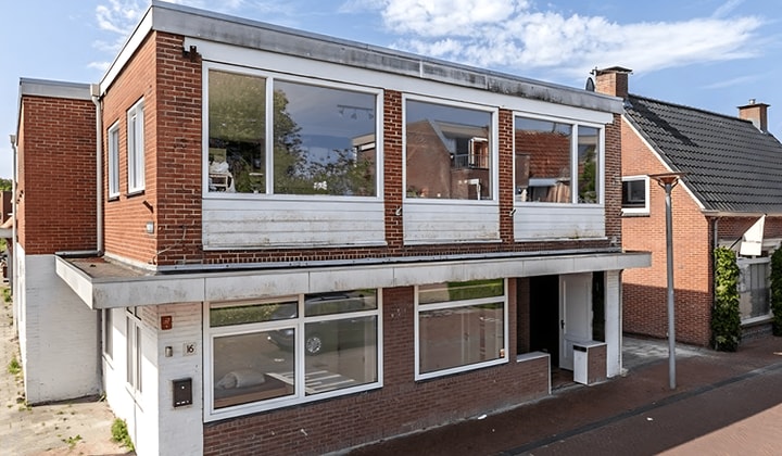 Gemeubileerd appartement met 4 slaapkamers en wasmachine