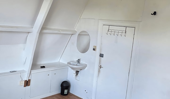 Kamer | 15m² | €527,-