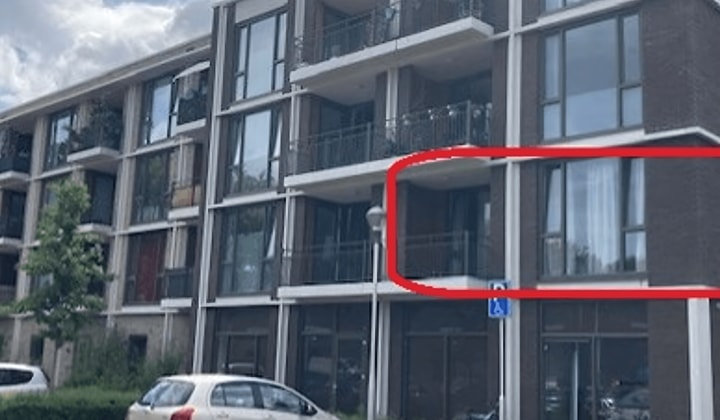Appartement met 2 slaapkamers en balkon