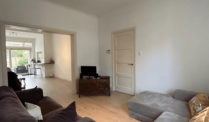 Huis | 100m² | €2300,-