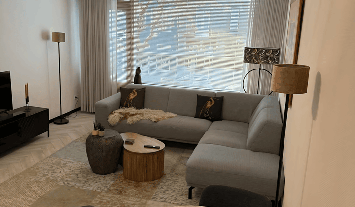 Kamer | 59m² | €1349,-