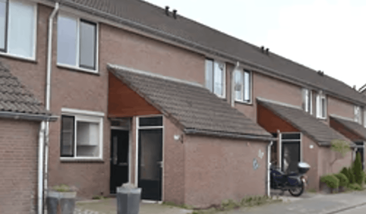 Huis · 88 m² · €1350,-