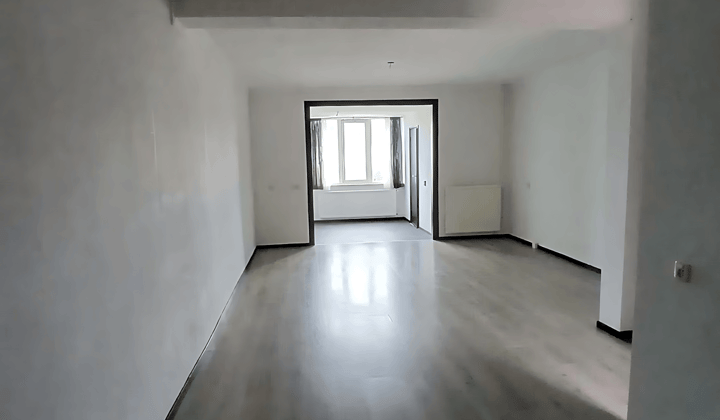 Huis | 99m² | €8888,-