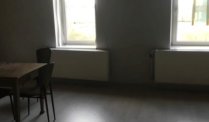 Huis | 100m² | €8888,-