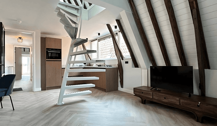 Gemeubileerd appartement met balkon en moderne voorzieningen