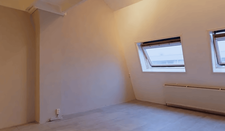 Kamer | 90m² | €900,-