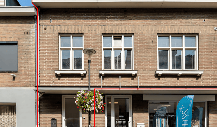 Ruim appartement met tuin en vier slaapkamers