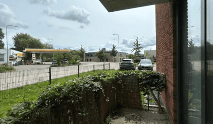 Kamer | 83m² | €1750,-