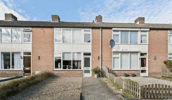 Huis | 104m² | €1250,-