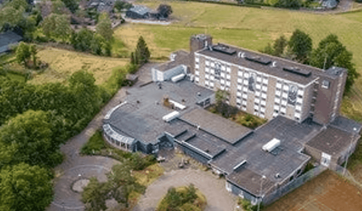 Gemeubileerde kamer van 26 m² met gedeelde voorzieningen