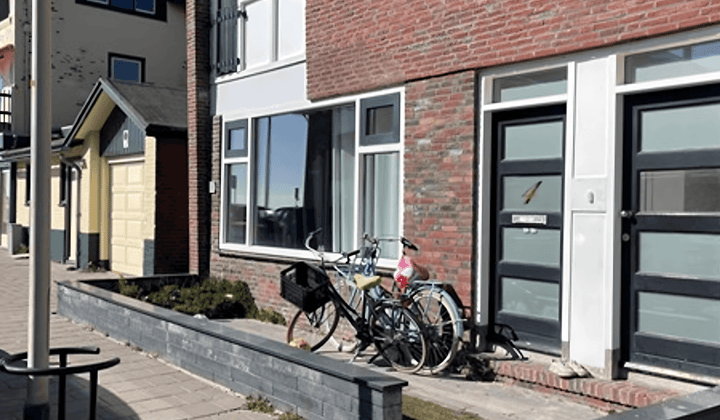 Benedenappartement met tuin en inloopdouche, tijdelijk verhuurd