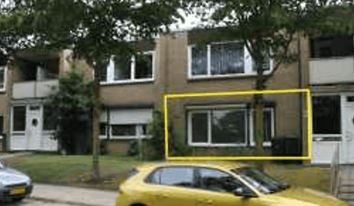Huis | m² | €925,-