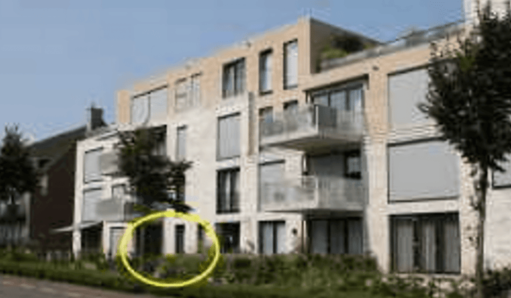 Huis | m² | €1425,-