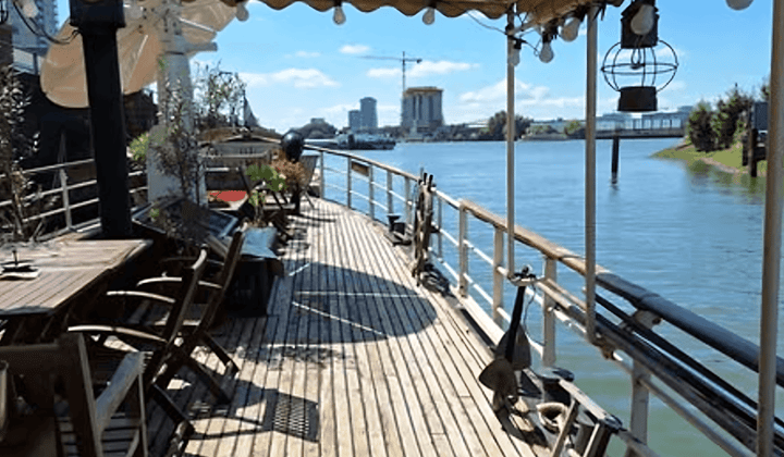 Woonboot · 45 m² · €1100,-