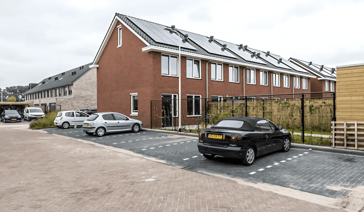 Kamer | 76m² | €1301,-