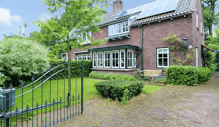 Kamer | 76m² | €2975,-