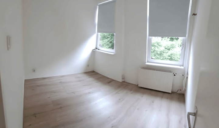 Kamer met balkon nabij Laan van NOI