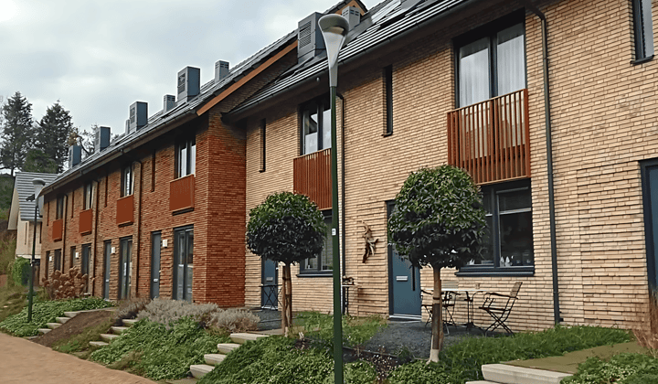 Huis · 107 m² · €1470,-