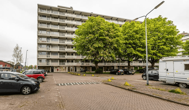 Huis | 113m² | Heemraadweg | €2500,-