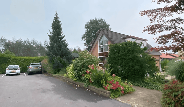 Kamer | 116m² | €1800,-