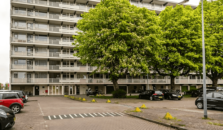 Kamer | 116m² | €2500,-
