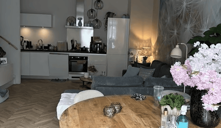 Kamer | 45m² | €1469,-