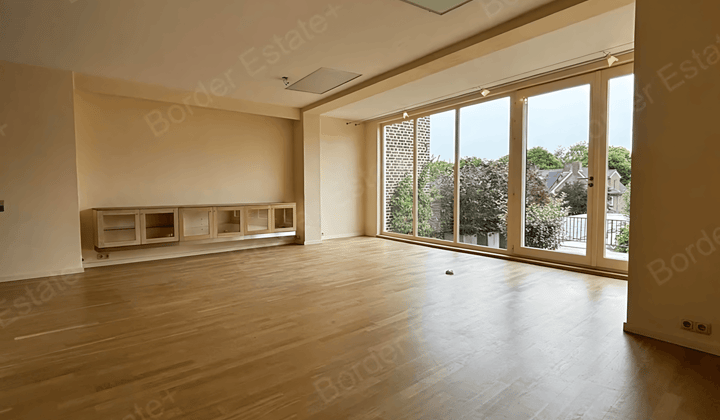 Kamer | 45m² | €2700,-