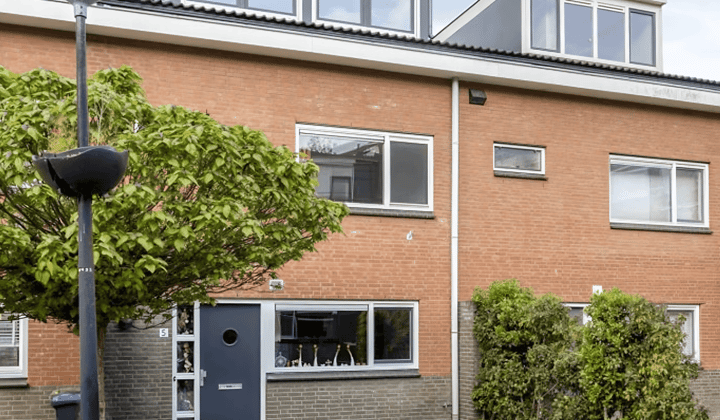 Huis | 115m² | €2295,-