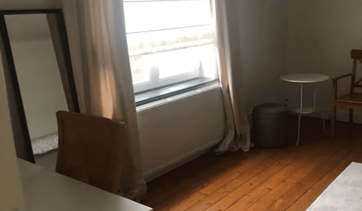 Kamer met wasmachine en all-in huur