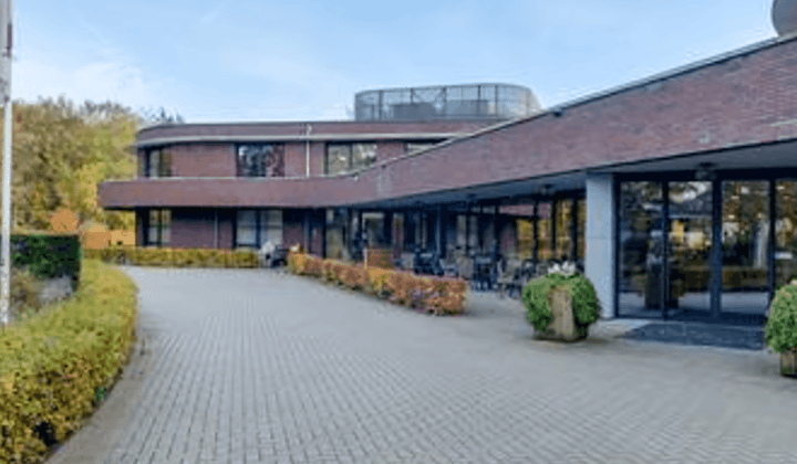 Huis | m² | €1650,-