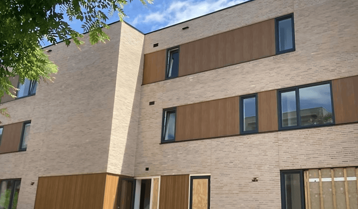 Huis | m² | €1350,-