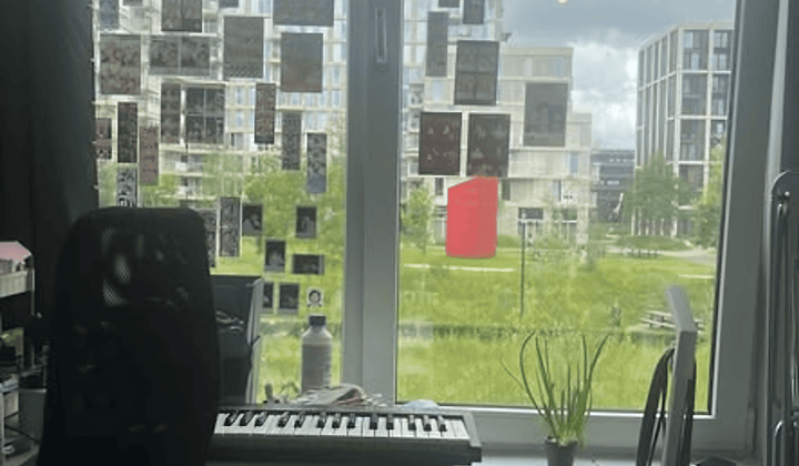 Studio · €1100,-