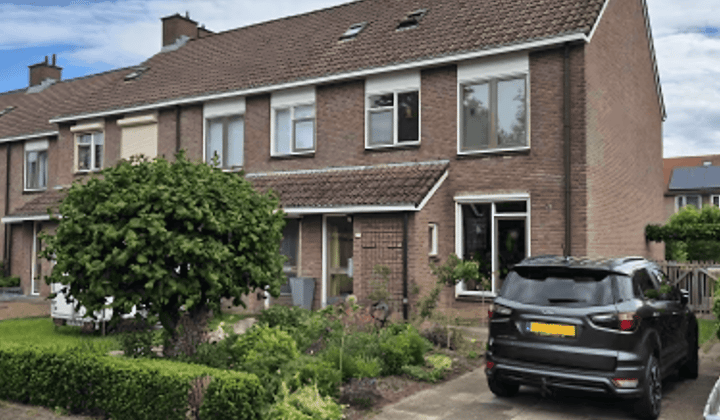 Huis | 1175m² | €1175,-