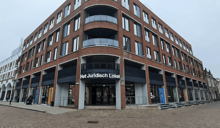 Studio · 60 m² · €1180,-