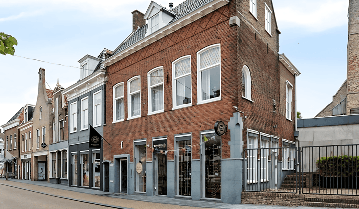 Appartement | 84m² | Raadhuisplein | €1295,-