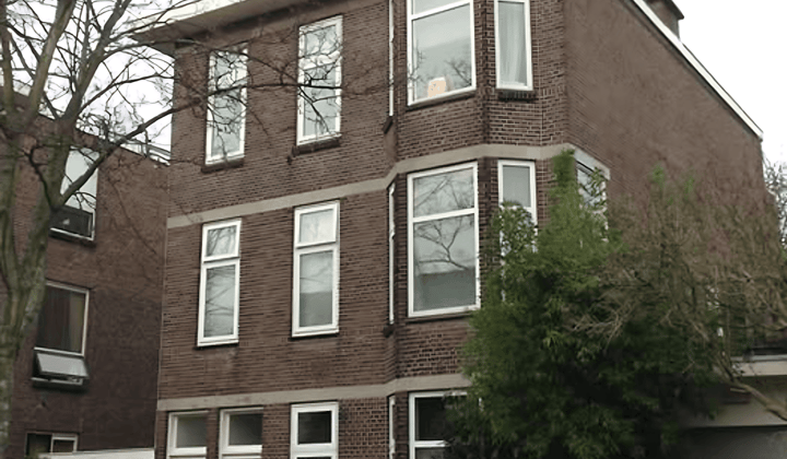 Huis | 100m² | €730,-