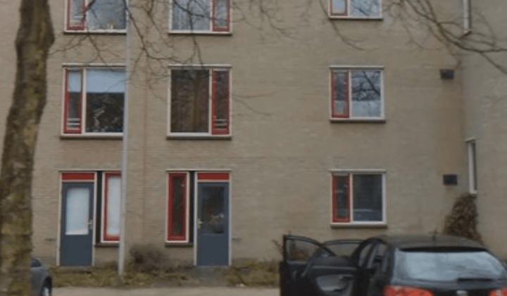 Appartement met 2 slaapkamers en balkon