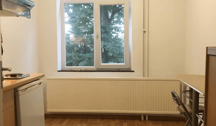 Kamer | 32m² | €430,-