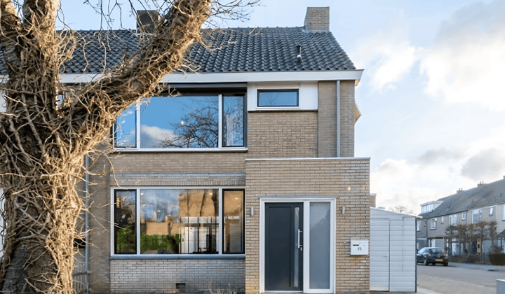 Huis | 150m² | €2750,-