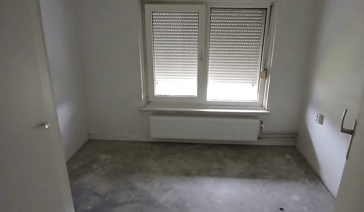 Ruime woning met drie slaapkamers en antikraak status