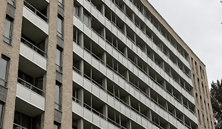 Appartement met 2 slaapkamers en balkon in seniorencomplex
