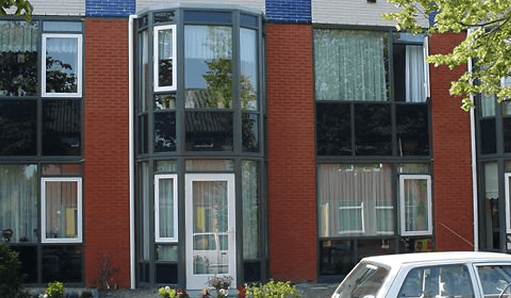 Kamer | 80m² | €923,-