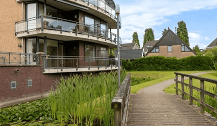 Kamer | 89m² | €1400,-