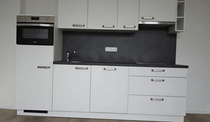 Kamer | 70m² | €1050,-
