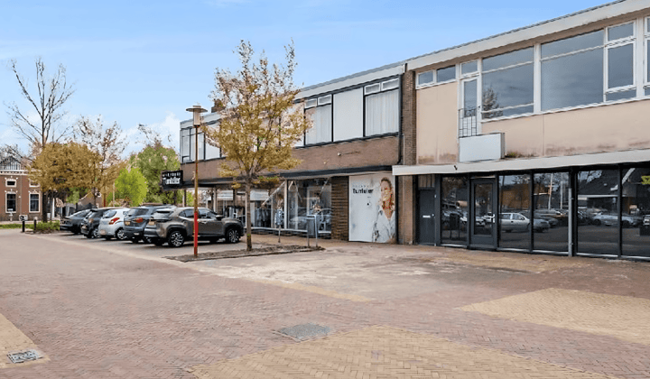Huis | m² | €1050,-