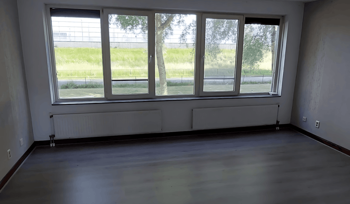 Gestoffeerde kamer met tuin en wasmachine inbegrepen
