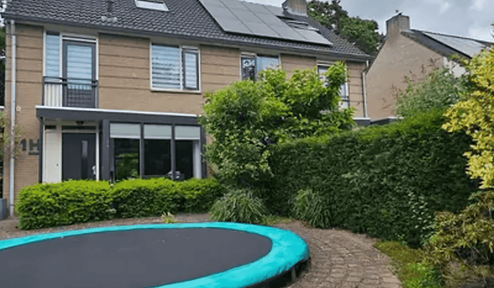 Huis | m² | €2600,-