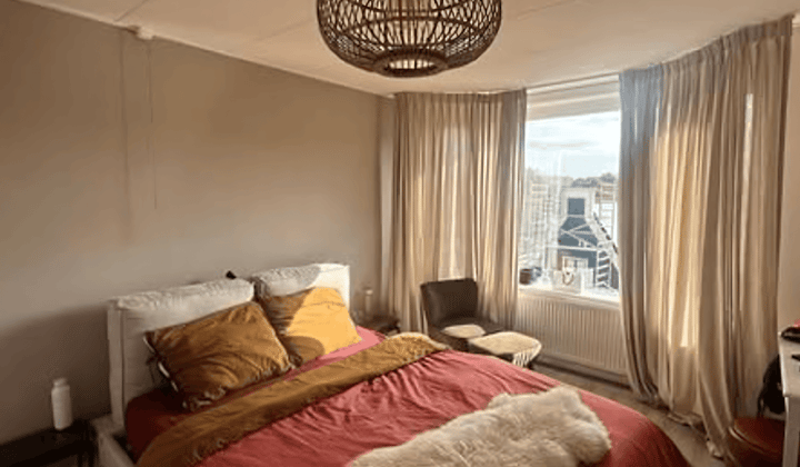 Kamer | 20m² | €900,-