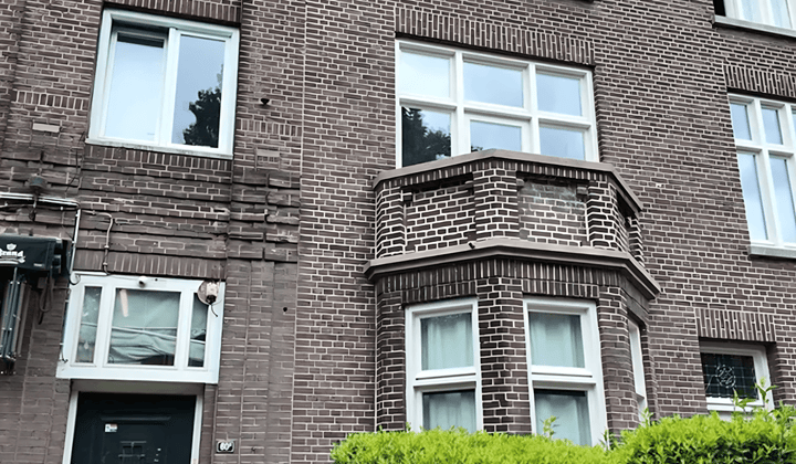 Kamer | 90m² | €585,-